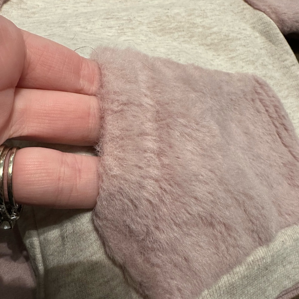 6-9 Month Rene Rofe Furry Sweaters - Picture 7 of 8